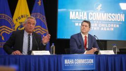 Новые рекомендации по питанию в США призывают к уменьшению количества сахара и увеличению количества белка, а также отдают предпочтение говяжьему жиру.