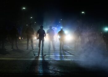 В Иране не наблюдается новых протестов, в то время как радикальный священнослужитель призывает к казням и угрожает Трампу.