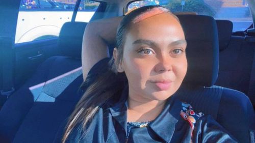 Полиция разыскивает автомобиль, поскольку поиски предполагаемого стрелка из Нового Южного Уэльса расширяются.