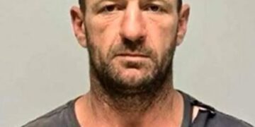 Полиция отреагировала на возможное сообщение о том, что в западной части штата Новый Южный Уэльс был замечен обвиняемый в тройном убийстве Джулиан Ингрэм.