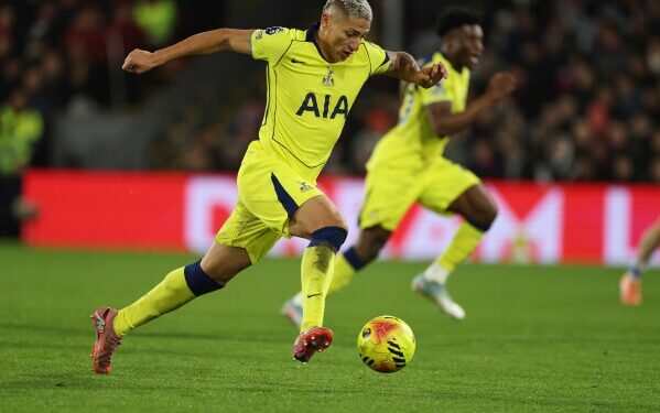 Конфликт президента Петро с Трампом по поводу Венесуэлы загнал Колумбию в угол.