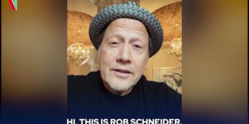 Правые силы по всему миру объединились, чтобы поддержать Орбана в преддверии выборов в Венгрии.