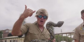 Победитель в номинации «Двойник Роберта Ирвина» получил высокую оценку за поразительное сходство и танцевальные движения.