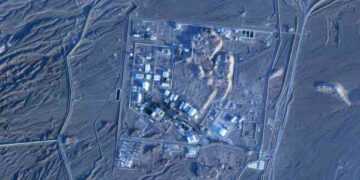 Спутниковые снимки показывают активность на иранских ядерных объектах на фоне роста напряженности из-за подавления протестов.