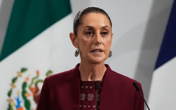 Шейнбаум успокоил Мексику после того, как передвижения американских военных вызвали опасения.