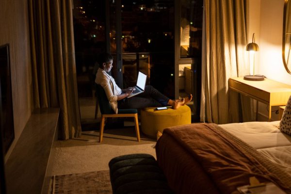 Поздний отход ко сну связан с ухудшением здоровья сердца. Вот что нужно знать «совам».