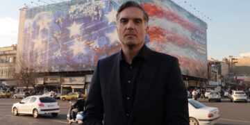 Тегеран опасается американских бомб, поскольку воспоминания о кровавых репрессиях все еще не дают покоя.