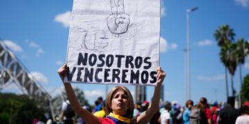 У Трампа в Венесуэле проблема с Китаем: что делать с долгом Пекина и его долями в нефтяной отрасли?