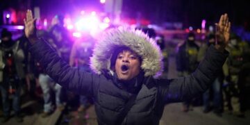 Трамп угрожает использовать Закон о восстании, чтобы положить конец протестам в Миннеаполисе.