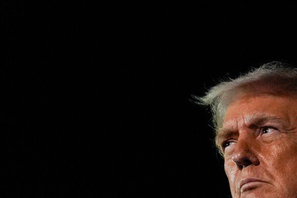 Угрозы Трампа в отношении Гренландии вызвали возмущение в ЕС и стали испытанием для давнего альянса НАТО.