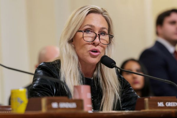 Союзники Трампа из движения MAGA в основном поддерживают его забастовку в Венесуэле.