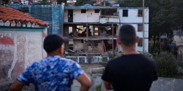 Венесуэльцы готовятся к худшему, опасаясь того, что будет дальше.