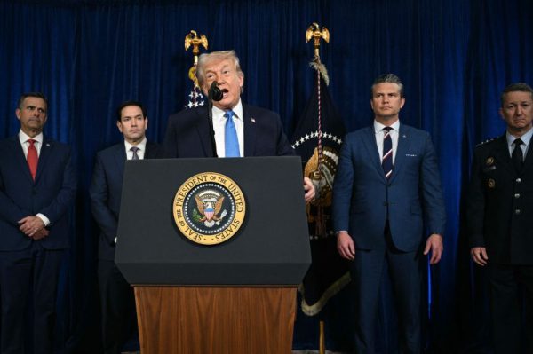 Исполняющая обязанности президента Венесуэлы заявила, что с нее «достаточно» приказов США.