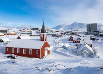 Почему Трамп хочет заполучить Гренландию и почему это так важно? Почему Трамп хочет заполучить Гренландию и почему это так важно?