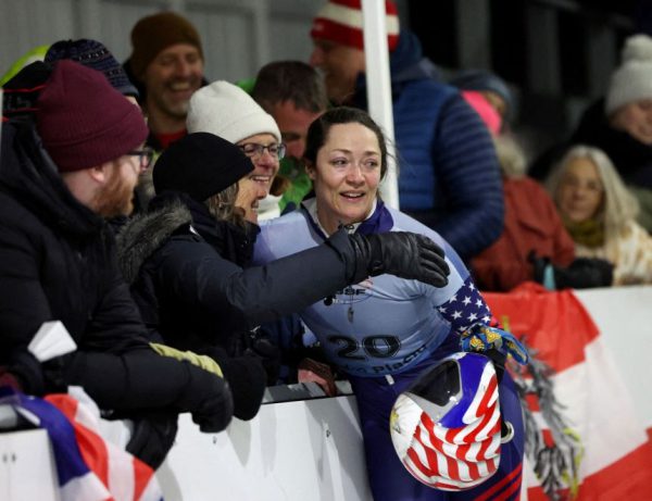 Скандал вокруг скелетона на зимних Олимпийских играх продолжается: американский спортсмен обращается за помощью к Джей Ди Вэнсу.