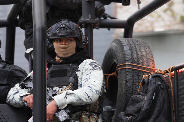 В ходе операции по ликвидации лидера наркокартеля «Эль Менчо» погибли 25 военнослужащих Национальной гвардии Мексики.