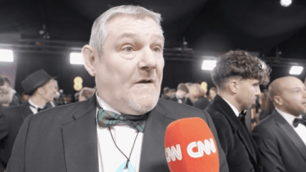 Церемония вручения британских кинопремий была прервана расистским оскорблением со стороны мужчины с синдромом Туретта.