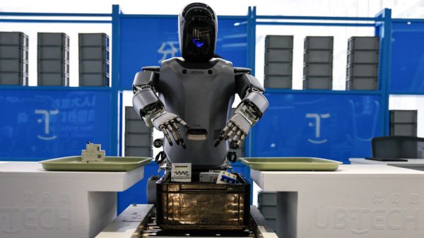 Китайская индустрия искусственного интеллекта выглядит непобедимой в гонке за первенство над американскими конкурентами. Но так ли это на самом деле?