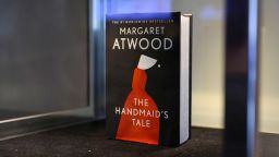 Ссылаясь на роман Оруэлла «1984», судья обязал администрацию Трампа вернуть экспонаты, посвященные рабству, изъятые из филадельфийского музея.