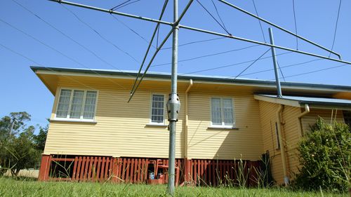 Компания, стоящая за австралийским культурным символом, находится на грани продажи.