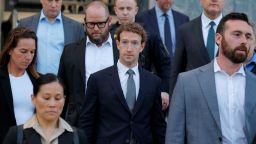 Как показывают документы, исследователи Facebook ранее предлагали изучить, вызывают ли некоторые функции «зависимость». Как показывают документы, исследователи Facebook ранее предлагали изучить, вызывают ли некоторые функции «зависимость».