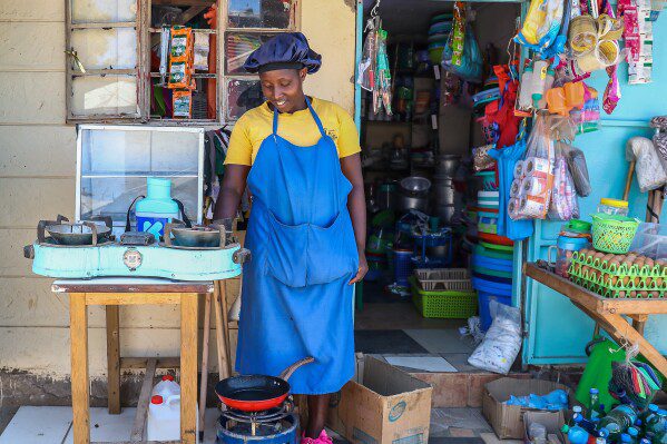 В условиях высоких пошлин, введенных Трампом, ведущая экономика Африки заявляет о близости к новому торговому соглашению с Китаем.