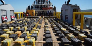 Бывший президент Южной Кореи приговорен к пожизненному заключению за введение военного положения в 2024 году.