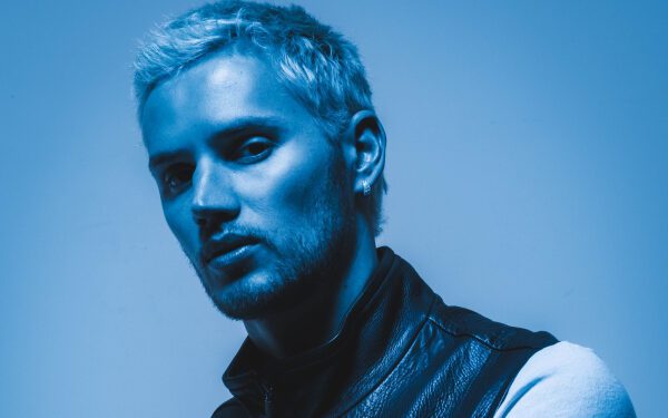 Музыкальный гид по танцевальной музыке на пятницу: новые треки от Mau P, Calvin Harris, Charlotte de Witte и других.