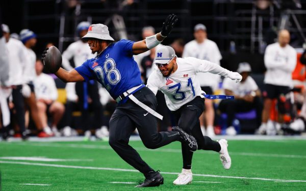 В школьном футболе среди девушек наблюдается бурный рост. Для юношей ситуация несколько сложнее.