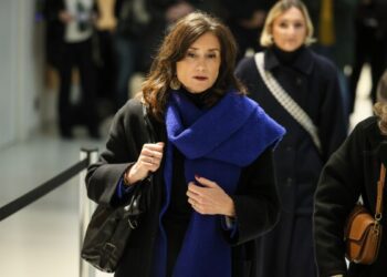 Жизель Пелико публично рассказала о мучительном открытии факта изнасилования, совершенного ее мужем.