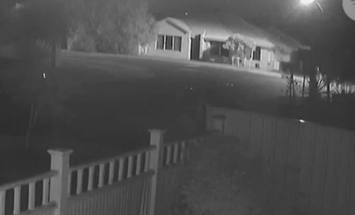 Бабушка погибла в результате аварии, когда автомобиль врезался в спальню, пока она спала.