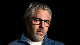 Голливудский агент по поиску талантов Кейси Вассерман продаст свою компанию из-за разоблачений, связанных с файлами Эпштейна. Голливудский агент по поиску талантов Кейси Вассерман продаст свою компанию из-за разоблачений, связанных с файлами Эпштейна.