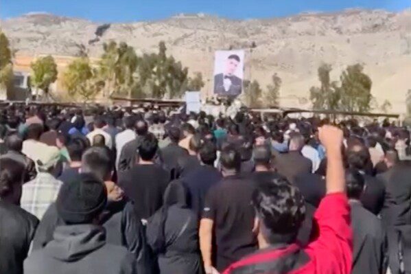 В любой войне с США Иран будет уступать США в вооружении, но все же сможет причинить значительный ущерб.