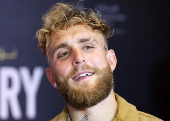 Джейк Пол и Логан Пол расстались из-за выступления Bad Bunny в перерыве Суперкубка.