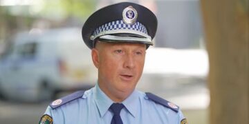 Более 3500 полицейских готовятся прибыть в центральный деловой район Сиднея в преддверии визита президента Израиля.