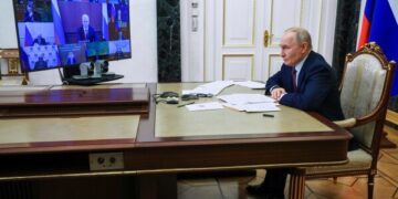 Способность НАТО сдерживать Россию пошатнулась из-за междоусобиц в трансатлантическом регионе.