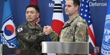 Северная Корея предупреждает, что может уничтожить Южную Корею в случае угрозы, но оставляет открытой возможность для диалога с США.