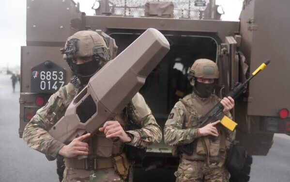 Польша выходит из договора о запрете противопехотных мин и будет использовать их для защиты от России.