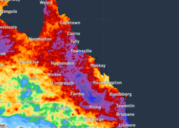 Власти Квинсленда и Нового Южного Уэльса готовятся к наводнениям в преддверии ливней в выходные дни.