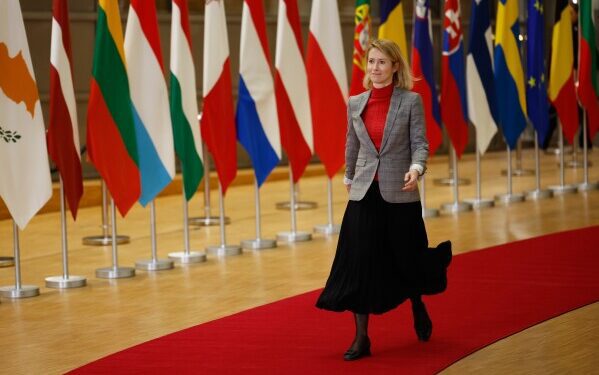 Россия не может атаковать НАТО в этом году, но планирует нарастить собственные силы, заявил глава разведки.