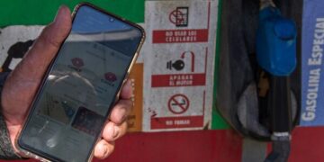 Россия приняла министра иностранных дел Кубы и призвала США не вводить блокаду против Кубы.