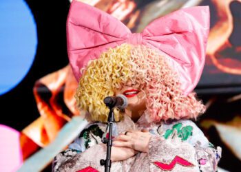 В 2025 году Сиа стала самым популярным австралийским исполнителем на Spotify.