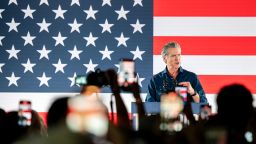 Верховный суд разрешил Калифорнии использовать новую карту избирательных округов, благоприятную для демократов.