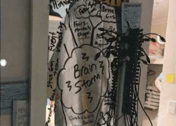 Ужасное преступление удалось предотвратить после того, как полиция пресекла отвратительный план жителя Западной Австралии по похищению девочки.