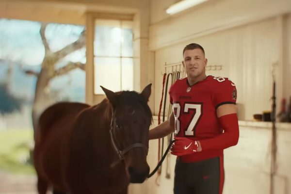 Истинный посыл юмористической рекламы, показанной во время Суперкубка, заключался в том, чтобы воздействовать на страхи мужчин.