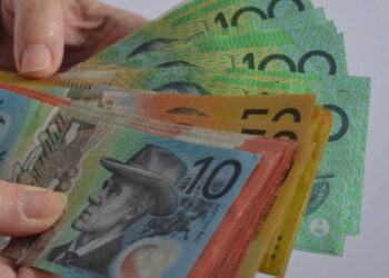 Простая финансовая ошибка, которая может обойтись молодым австралийцам в 128 000 долларов. Простая финансовая ошибка, которая может обойтись молодым австралийцам в 128 000 долларов.