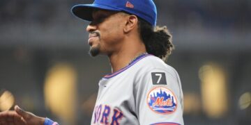 США объявили о выделении Кубе 6 миллионов долларов в качестве помощи, в то время как лидер острова обвинил ее в введении «энергетической блокады».