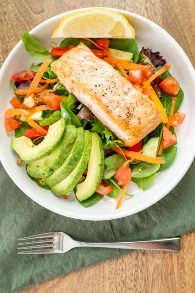 Мы попросили диетолога составить план питания в соответствии с новыми рекомендациями по питанию в США. Вот как он выглядит.