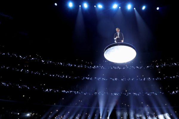 Что вы пропустили на церемонии вручения премии «Грэмми» 2026 года: политика, обнаженка и выступления легенд.