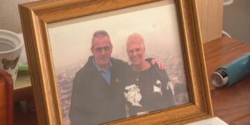 Вдова женщины, погибшей в результате автомобильной погони, уже потеряла двоих детей.